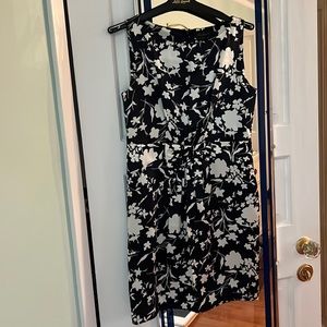 Luísa Spagnoli silk satin floral dress size 44/8 bow detail sleeveless